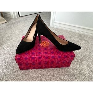 Tory Burch Black Suede Greenwich 85mm Pump | Size 8